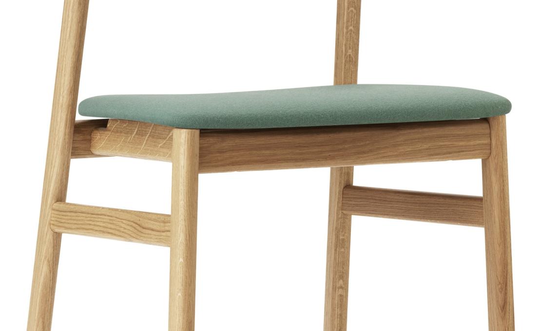 Стул от фабрики Normann Copenhagen модель 14010 Herit Upholstery 