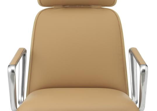 Кресло от фабрики Normann Copenhagen модель Pad Swivel Lounge 