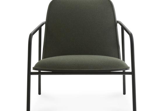 Стул от фабрики Normann Copenhagen модель Pad Low 