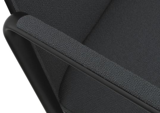 Кресло от фабрики Normann Copenhagen модель Pad Swivel Lounge 