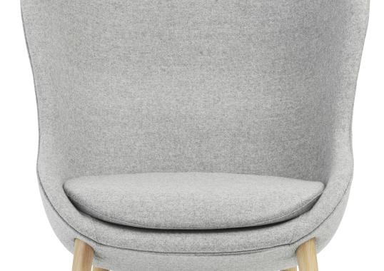 Кресло от фабрики Normann Copenhagen модель Hyg High Lounge 