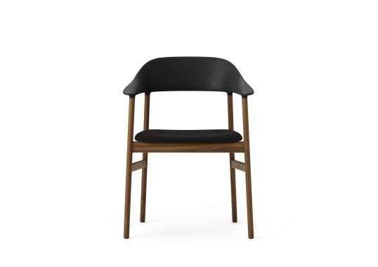 Кресло от фабрики Normann Copenhagen модель 14010 Herit Upholstery Arm