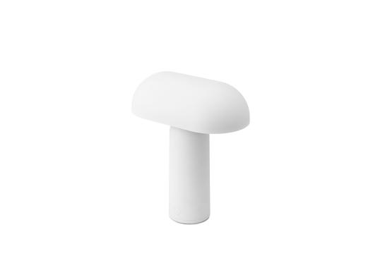 Настольная лампа от фабрики Normann Copenhagen модель 51011 Porta Table Lamp