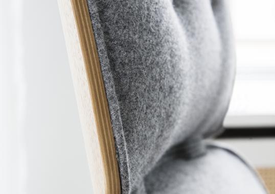 Стул от фабрики Normann Copenhagen модель Pad High 