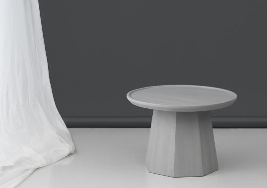 Журнальный столик от фабрики Normann Copenhagen модель 6025 Pine Occasional Table