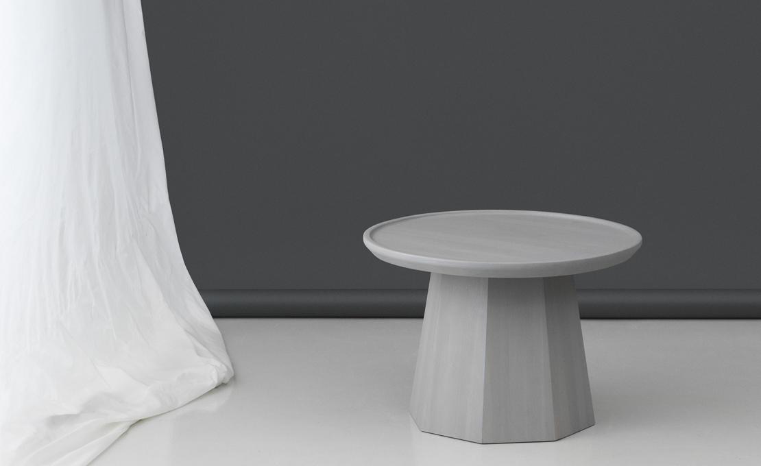 Журнальный столик от фабрики Normann Copenhagen модель 6025 Pine Occasional Table