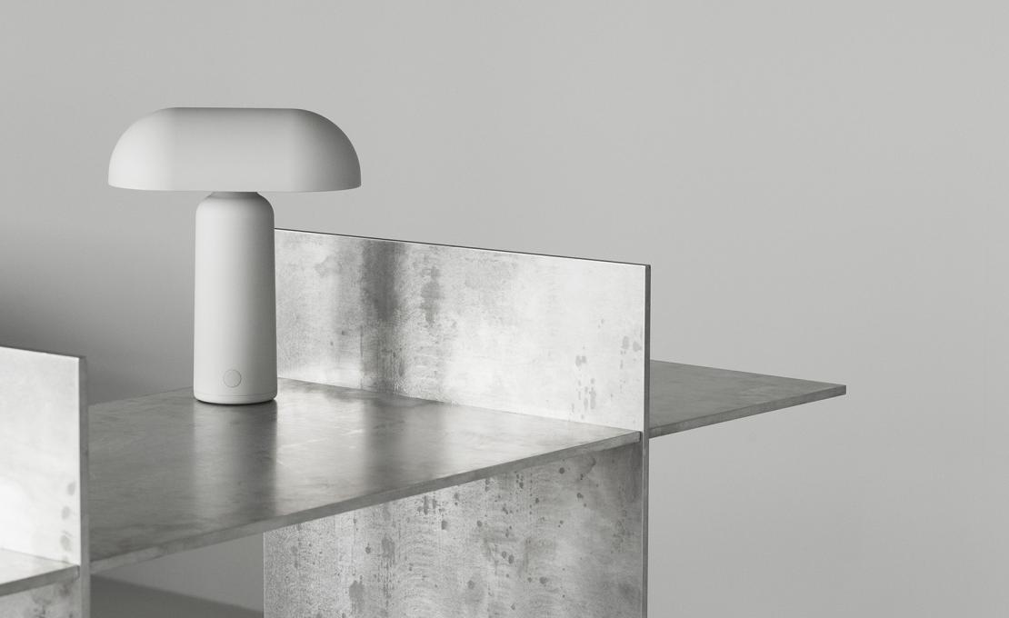 Настольная лампа от фабрики Normann Copenhagen модель 51011 Porta Table Lamp