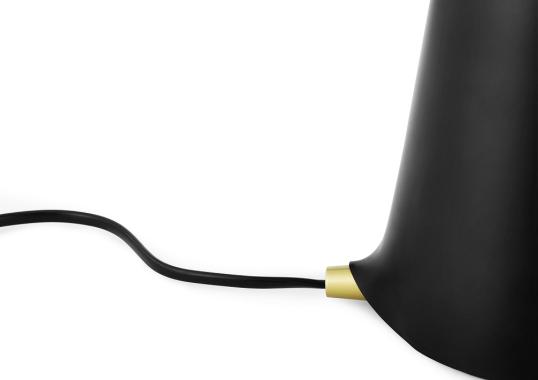 Настольная лампа от фабрики Normann Copenhagen модель Shelter Table Lamp-50