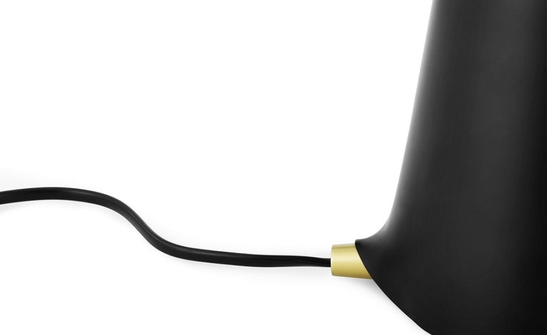 Настольная лампа от фабрики Normann Copenhagen модель Shelter Table Lamp-50