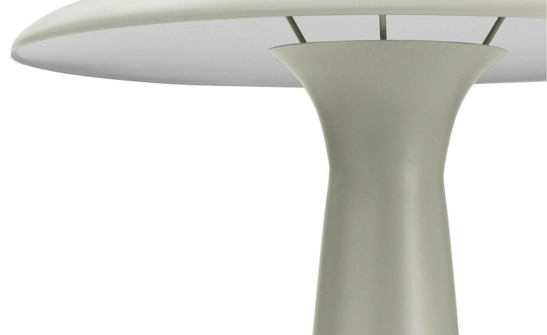 Настольная лампа от фабрики Normann Copenhagen модель Shelter Table Lamp-50