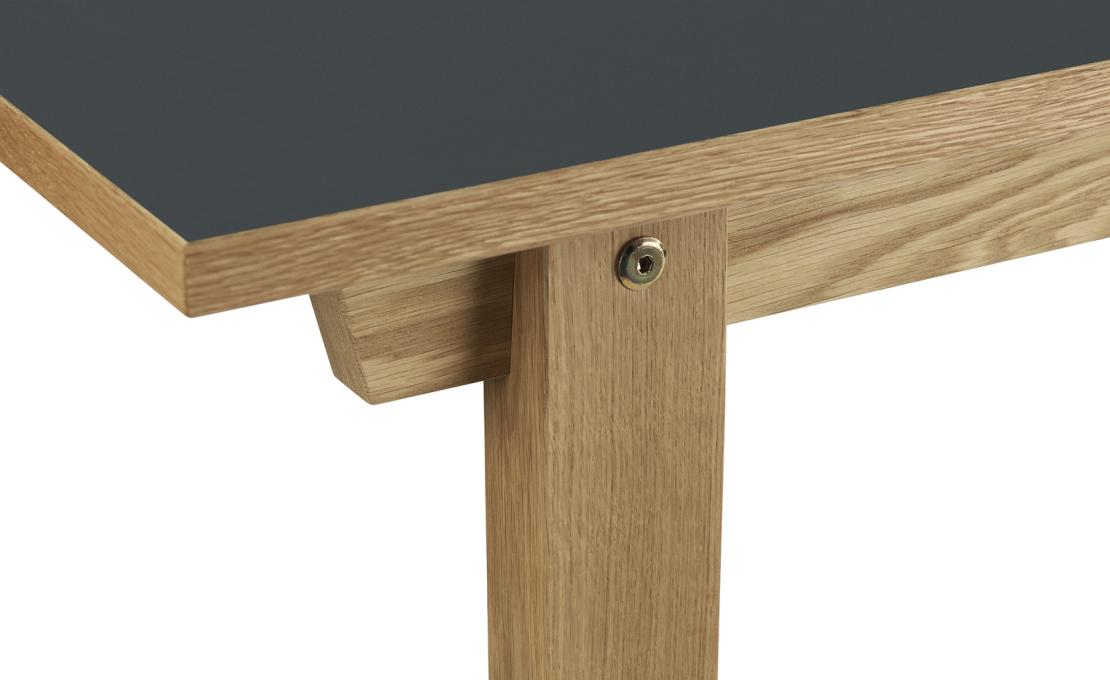 Журнальный столик от фабрики Normann Copenhagen модель Slice Linoleum-603091