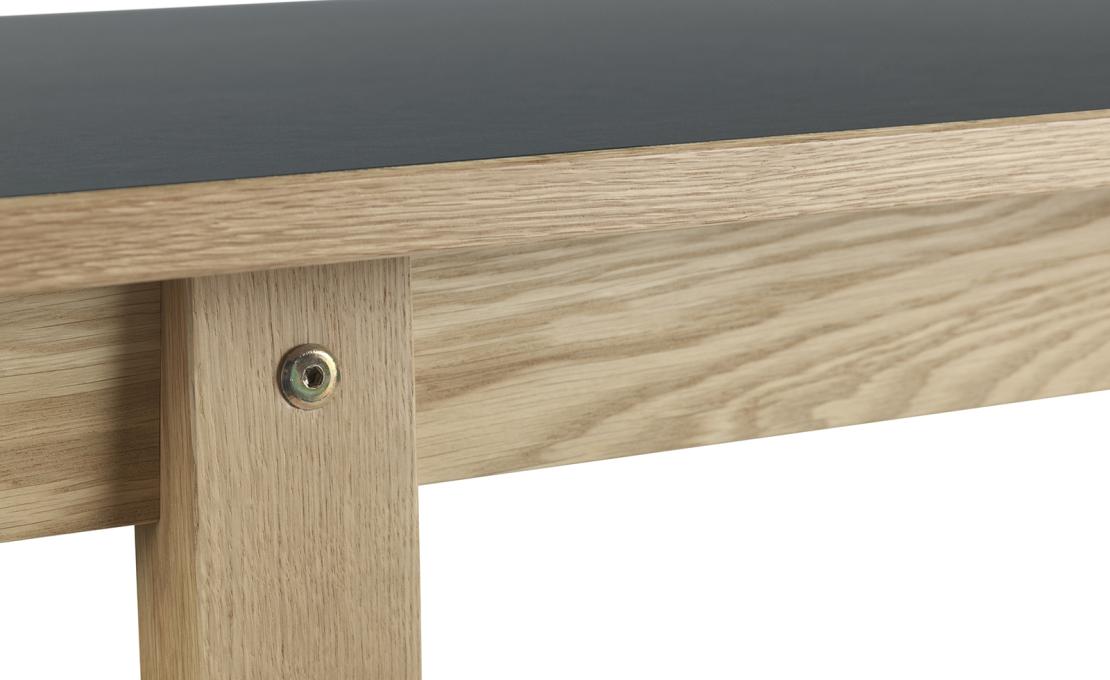 Журнальный столик от фабрики Normann Copenhagen модель Slice Linoleum-603091