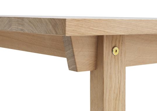 Стол от фабрики Normann Copenhagen модель 60221 Slice Table