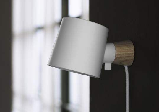 Настенный Светильник от фабрики Normann Copenhagen модель Rise Wall Lamp