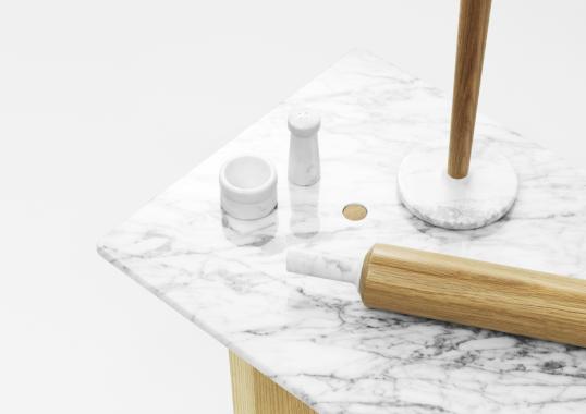 Журнальный столик от фабрики Normann Copenhagen модель Solid -602250