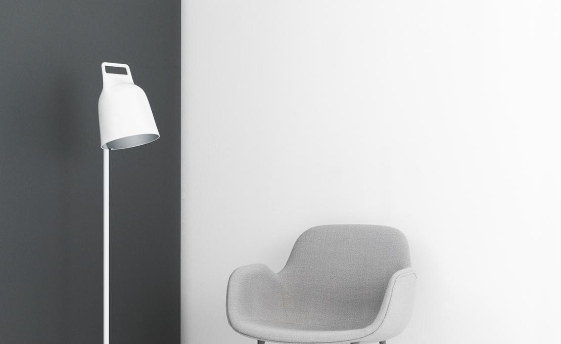 Торшер от фабрики Normann Copenhagen модель 5050 Stage Floor Lamp