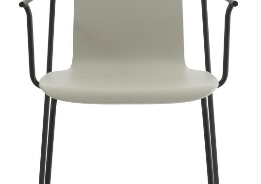 Кресло от фабрики Normann Copenhagen модель 6017 Studio Arm