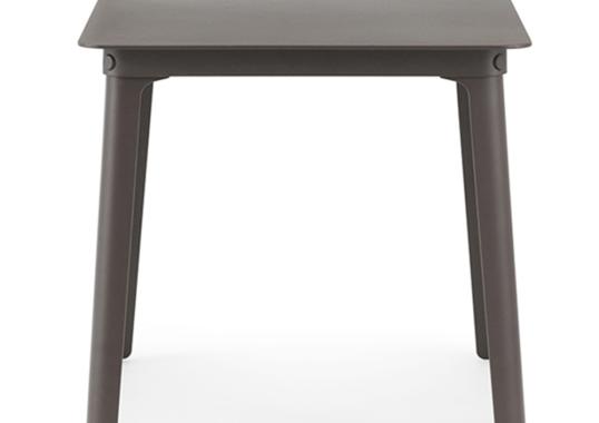 Журнальный столик от фабрики Normann Copenhagen модель 60253 Steady Occasional Table