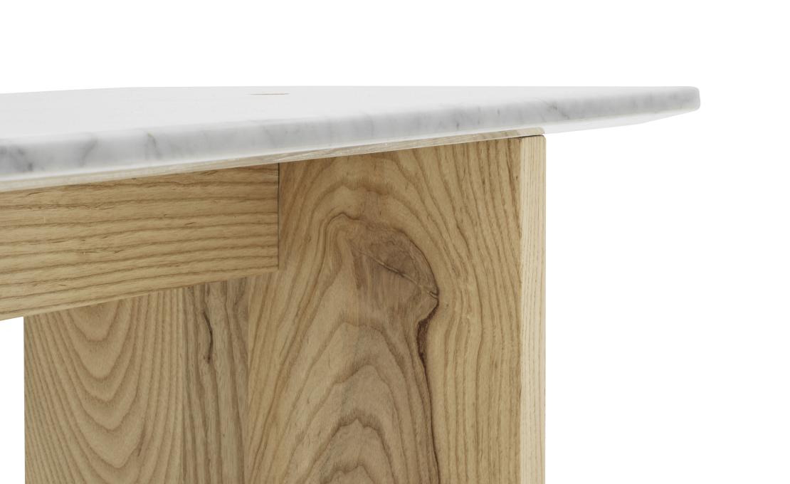 Журнальный столик от фабрики Normann Copenhagen модель Solid -602250