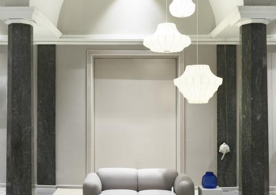 Журнальный столик от фабрики Normann Copenhagen модель Solid -602250