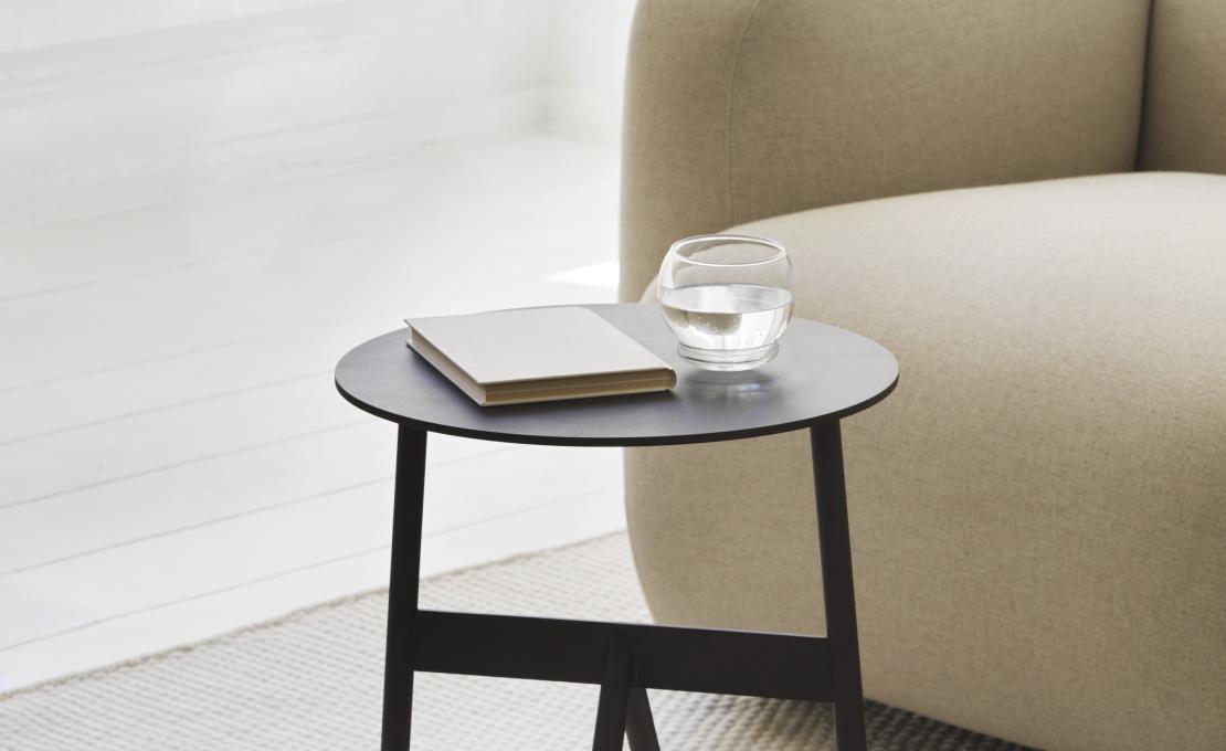 Журнальный столик от фабрики Normann Copenhagen модель 60252 Stock Side Table