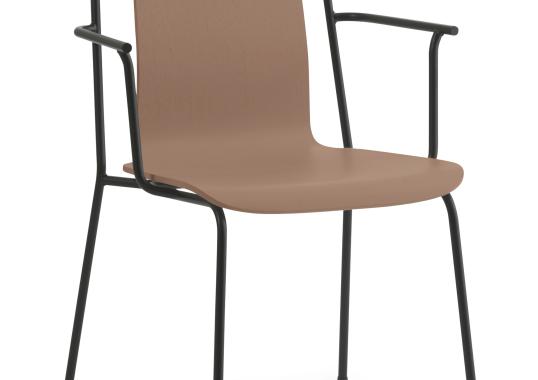 Кресло от фабрики Normann Copenhagen модель 6017 Studio Arm