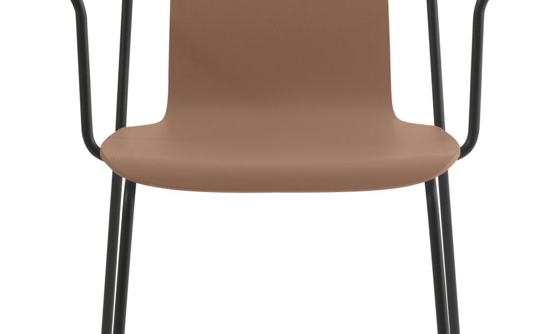 Кресло от фабрики Normann Copenhagen модель 6017 Studio Arm