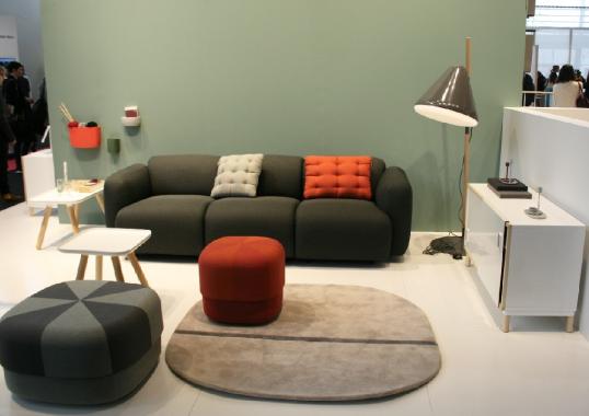 Диван от фабрики Normann Copenhagen модель Swell 3 Seater Sofa