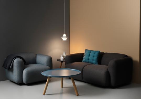 Диван от фабрики Normann Copenhagen модель Swell 2 Seater Sofa