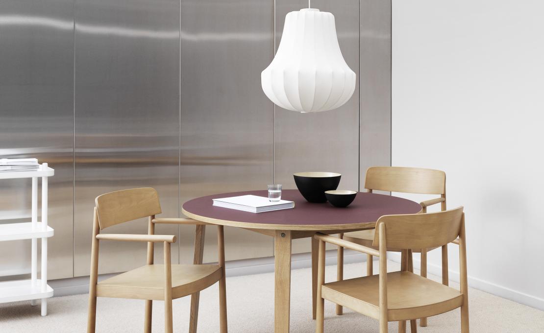 Стол от фабрики Normann Copenhagen модель 6030 Slice Linoleum Table