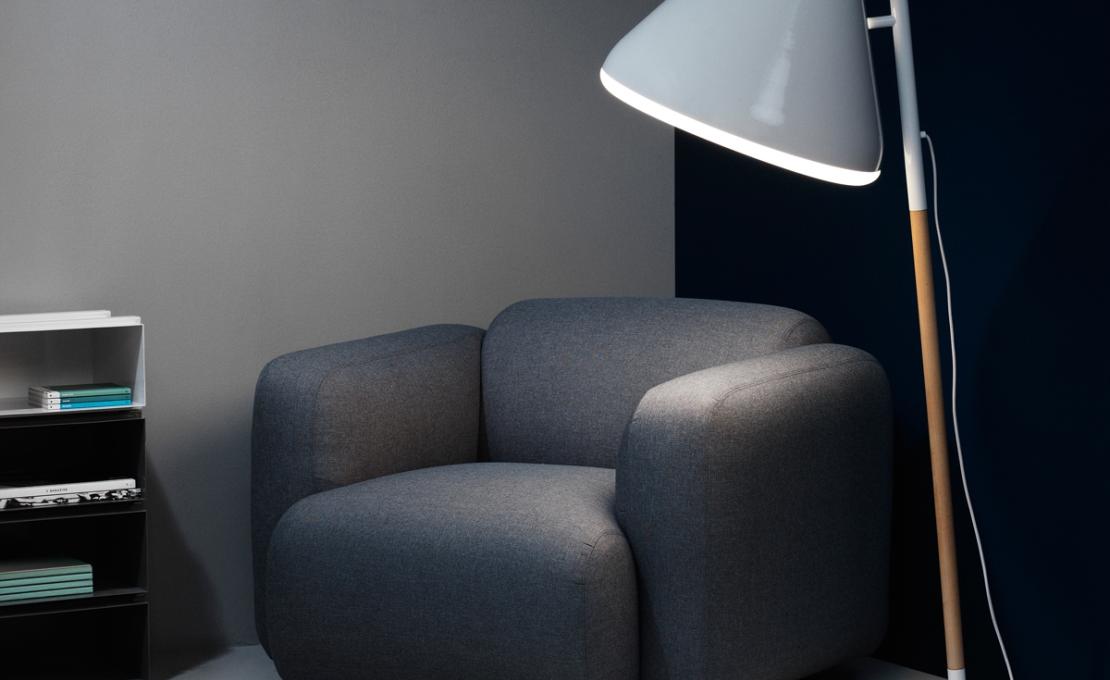 Кресло от фабрики Normann Copenhagen модель Swell Arm