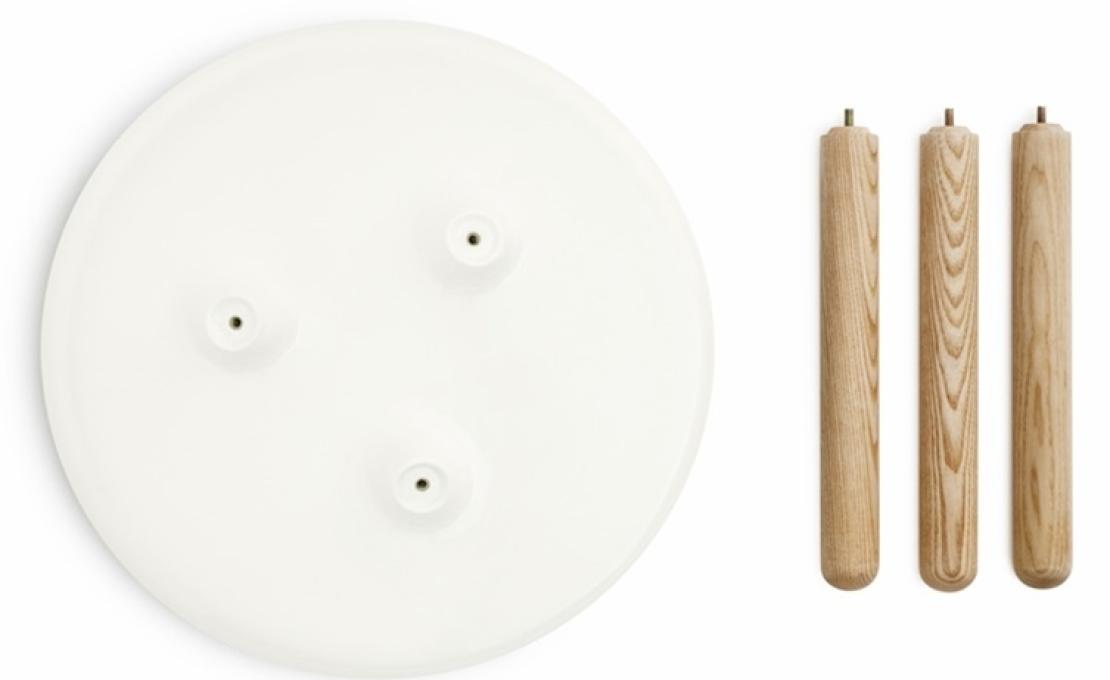 Журнальный столик от фабрики Normann Copenhagen модель 6021 Tablo 