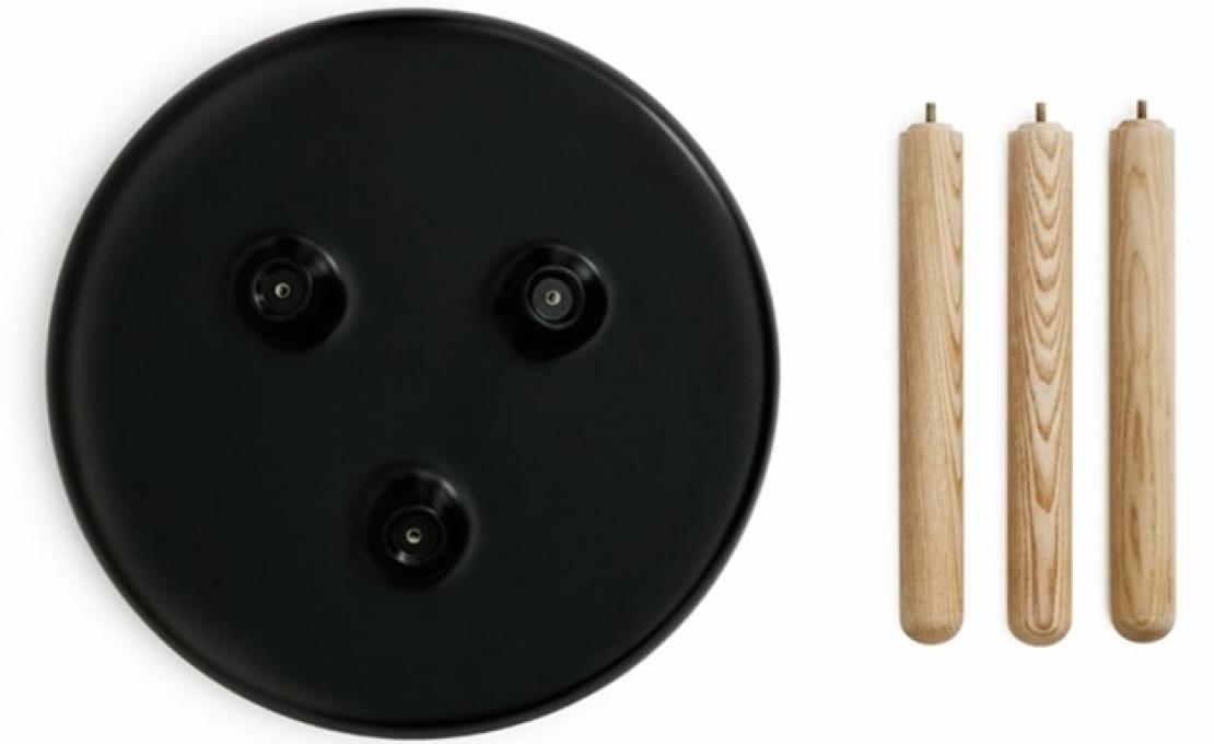 Журнальный столик от фабрики Normann Copenhagen модель 6021 Tablo 