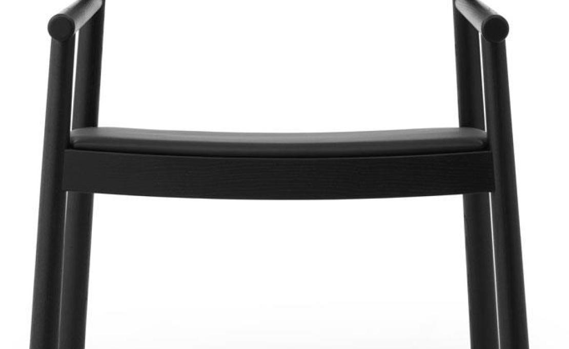 Кресло от фабрики Normann Copenhagen модель Timb Lounge Arm-140190