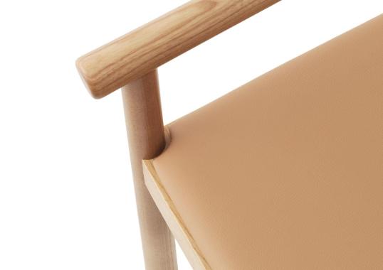 Кресло от фабрики Normann Copenhagen модель Timb Lounge Arm-140190