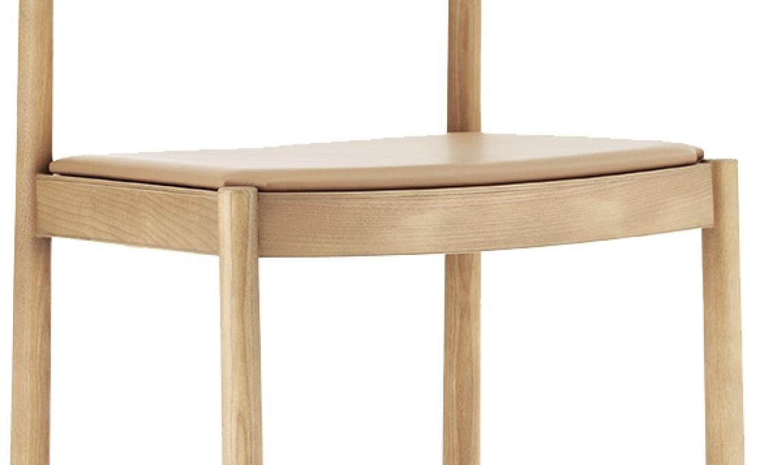 Стул от фабрики Normann Copenhagen модель 140161 Full Upholstery 