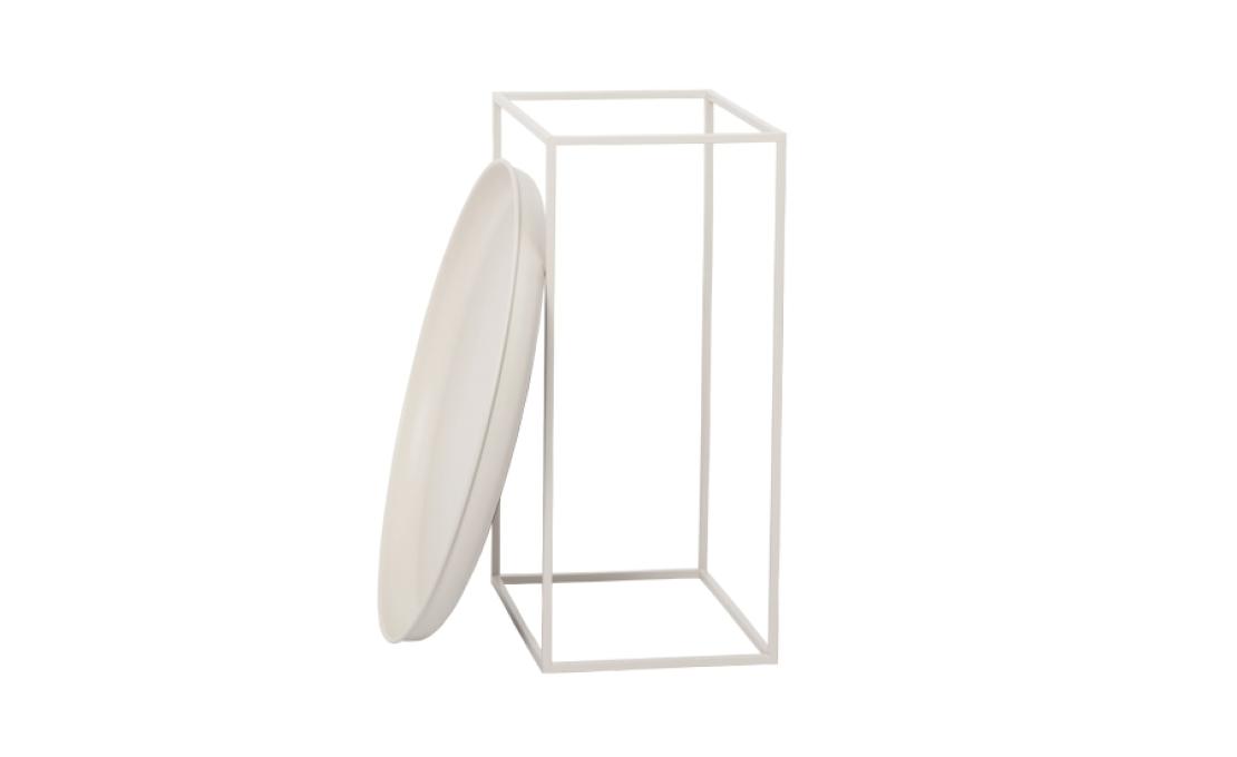 Журнальный столик от фабрики Norr11 модель Duke  