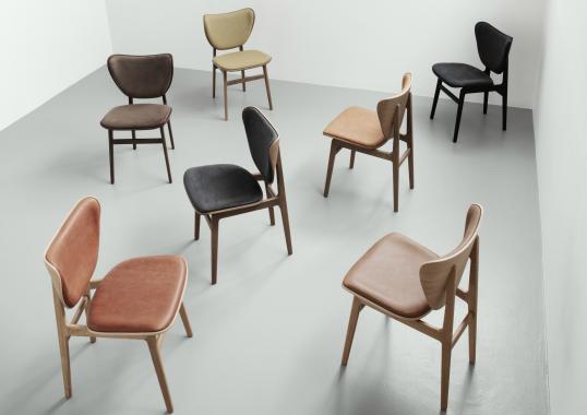 Стул от фабрики Norr11 модель Elephant Dining Upholstered