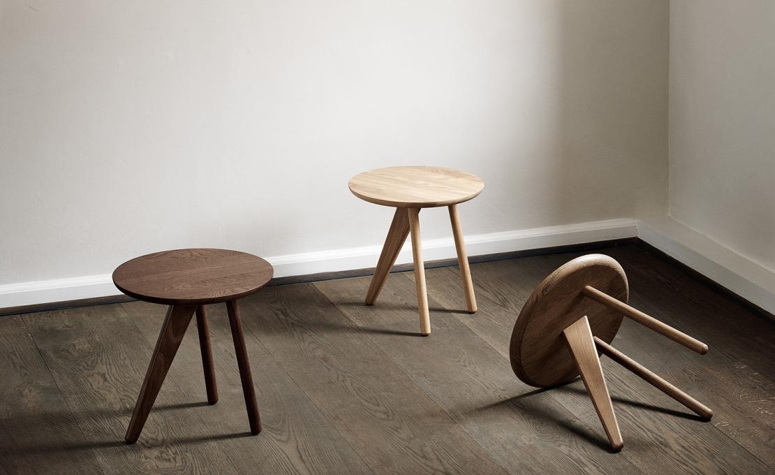 Журнальный столик от фабрики Norr11 модель Fin Side Table 