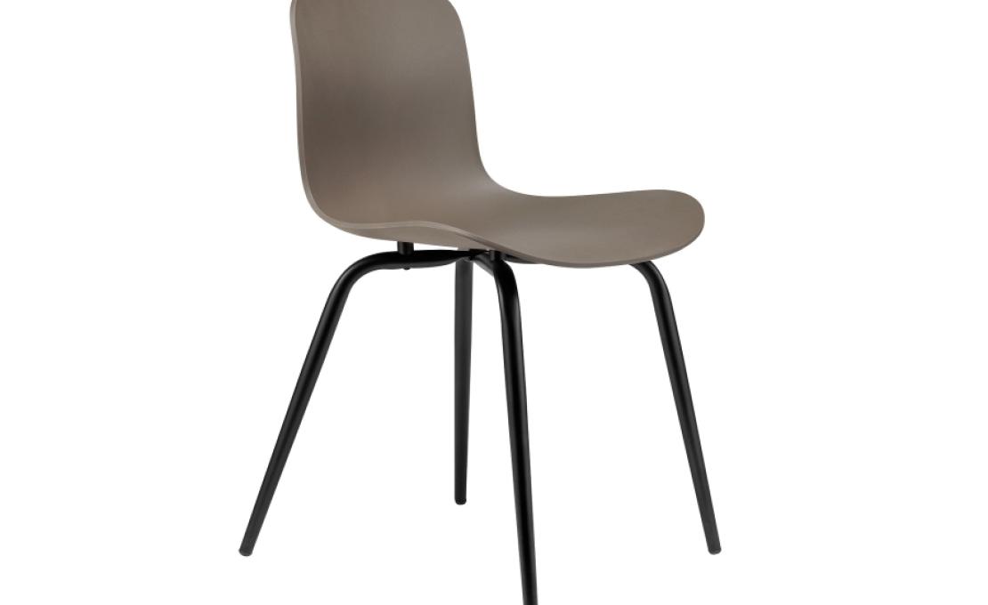 Стул от фабрики Norr11 модель Langue Avantgarde 