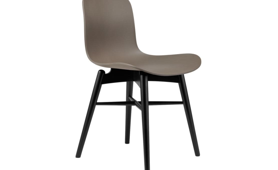 Стул от фабрики Norr11 модель Langue Original 