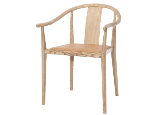 Стул от фабрики Norr11 модель Shanghai Dining Leather 