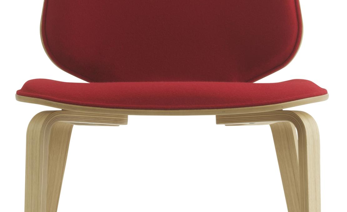 Стул от фабрики Normann Copenhagen модель My  Low Upholstery