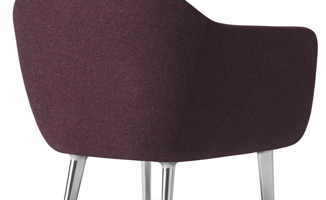 Кресло от фабрики Normann Copenhagen модель Sum Arm