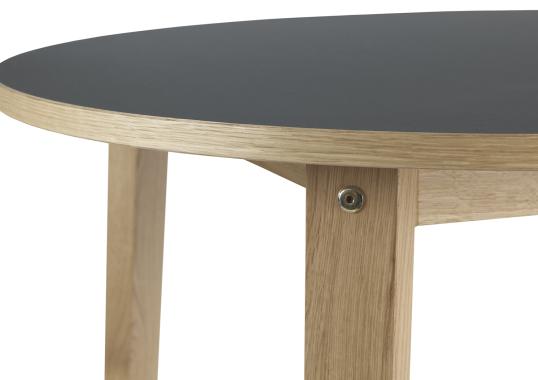 Стол от фабрики Normann Copenhagen модель 6030 Slice Linoleum Table