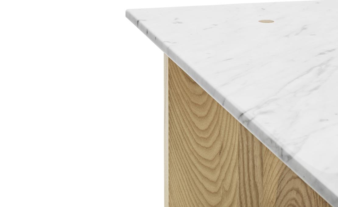 Журнальный столик от фабрики Normann Copenhagen модель Solid -602250