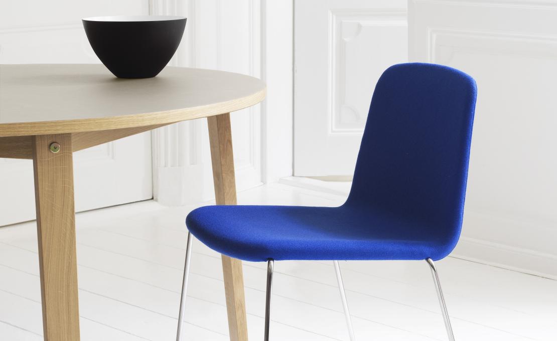 Стол от фабрики Normann Copenhagen модель 6030 Slice Linoleum Table