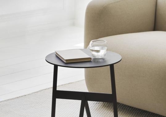 Журнальный столик от фабрики Normann Copenhagen модель 60252 Stock Side Table