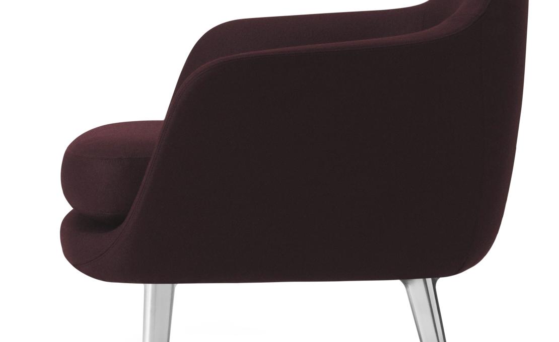 Кресло от фабрики Normann Copenhagen модель Sum Arm