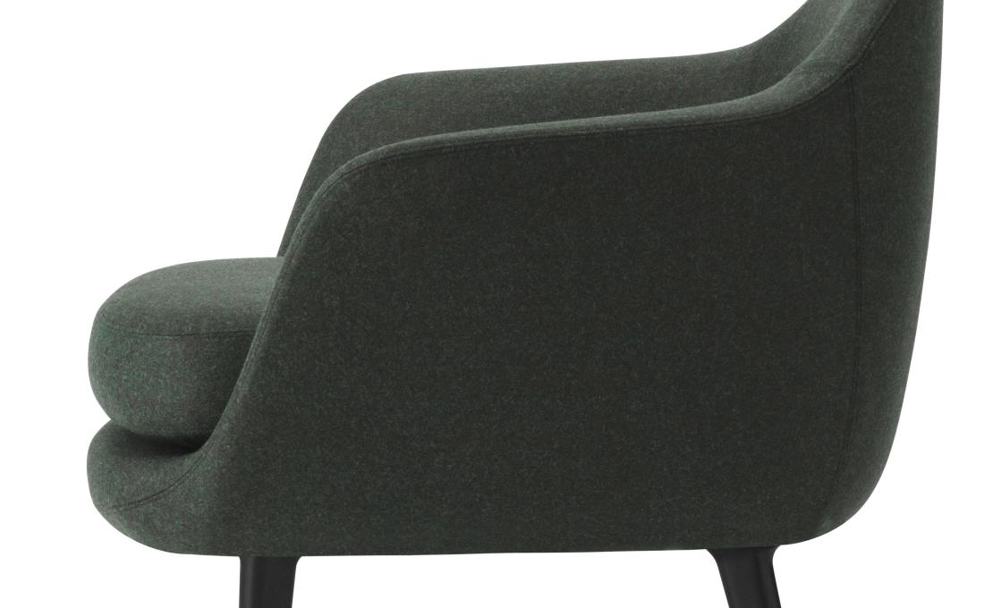 Кресло от фабрики Normann Copenhagen модель Sum Arm